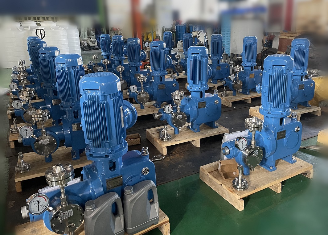 供氟化工计量泵一批